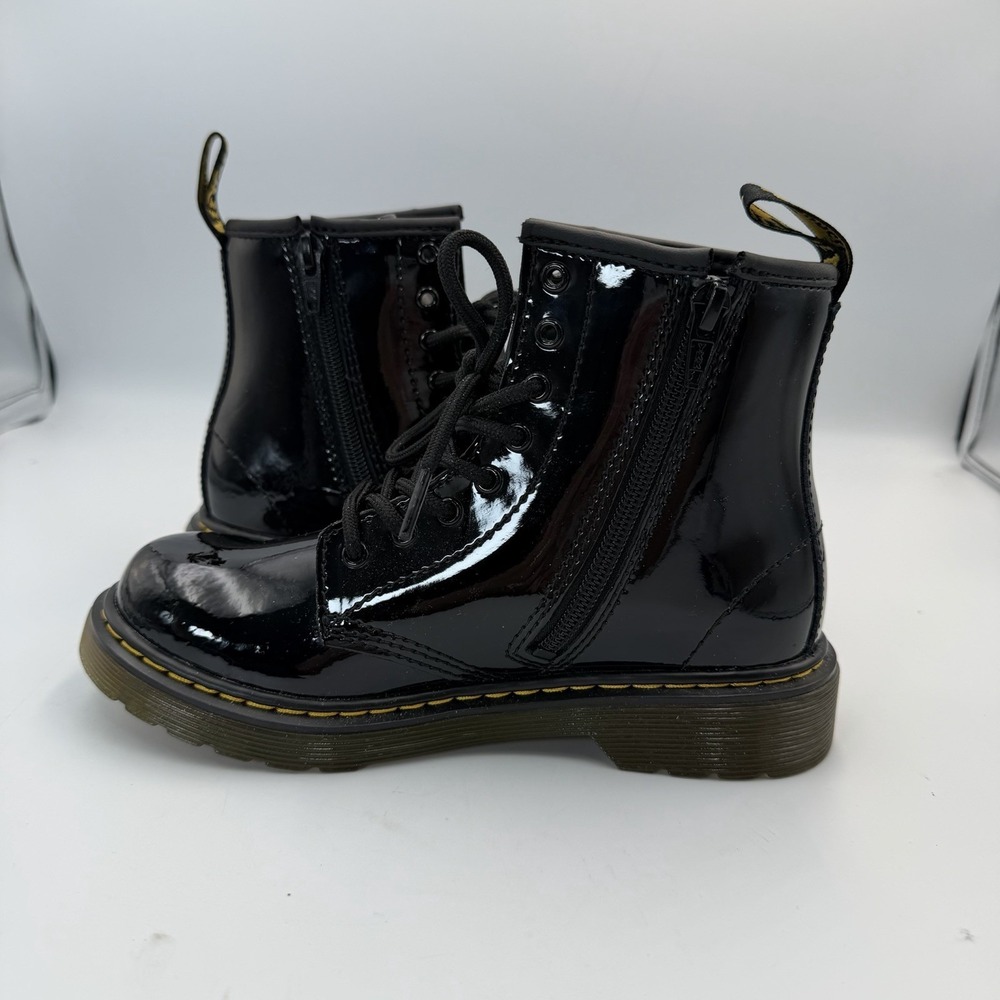 NWOB Doc Martens US Size 2 Black Patent Leather Boots Youth Kids - Picture 5 of 8